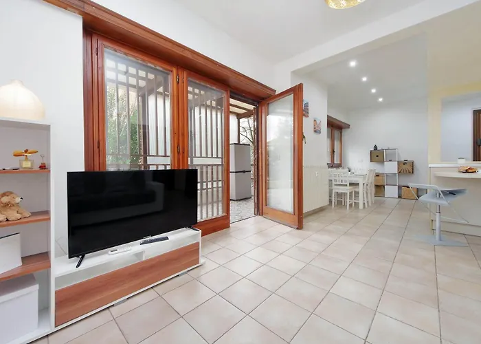 4bnb - Viale Vaticano Terrace Retreat Apartament *
